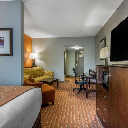 Comfort Suites Jackson I-40 Esterno foto