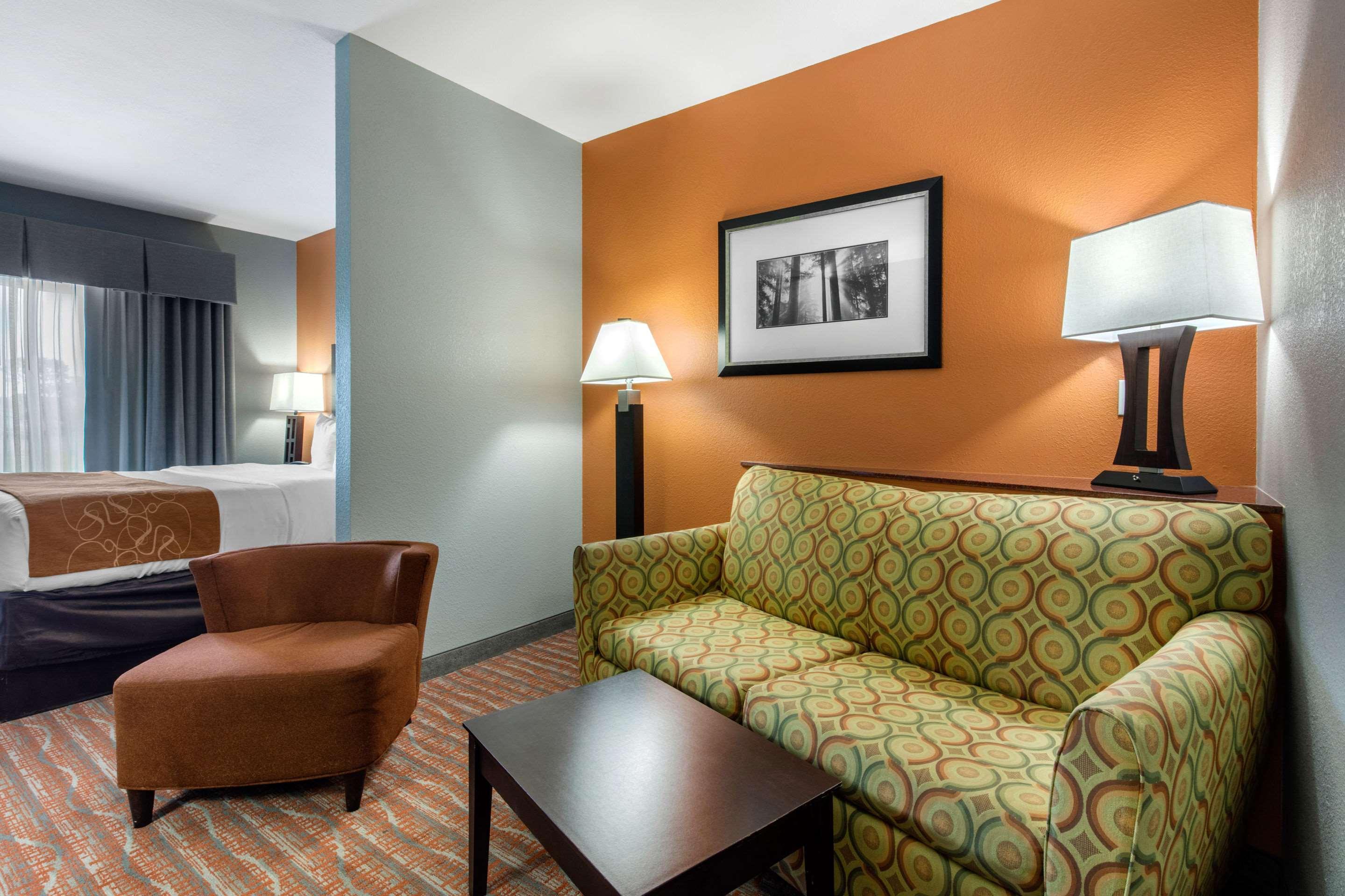 Comfort Suites Jackson I-40 Esterno foto