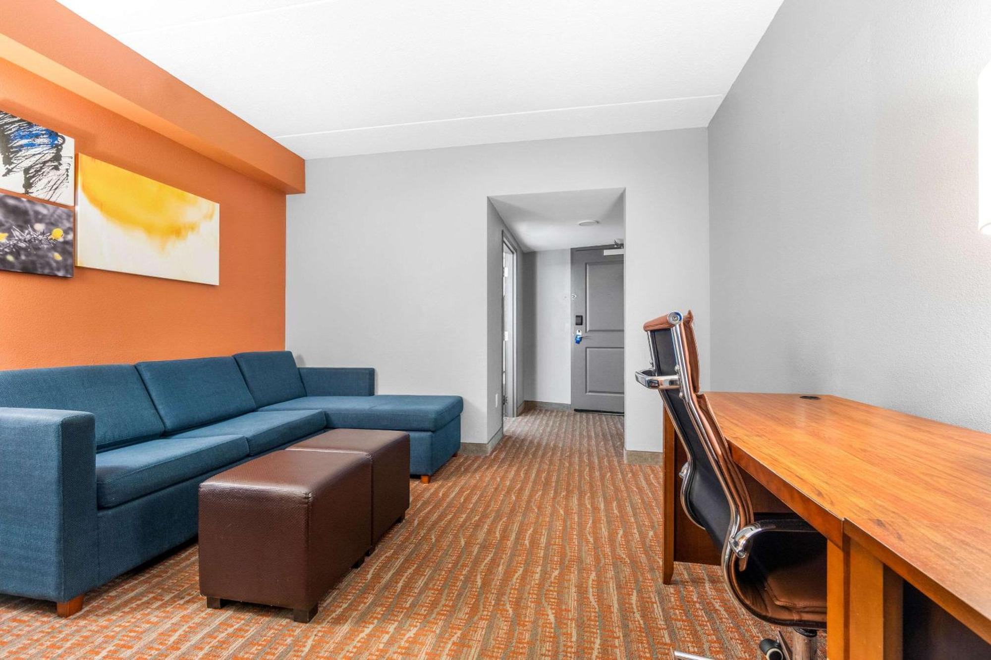 Comfort Suites Jackson I-40 Esterno foto