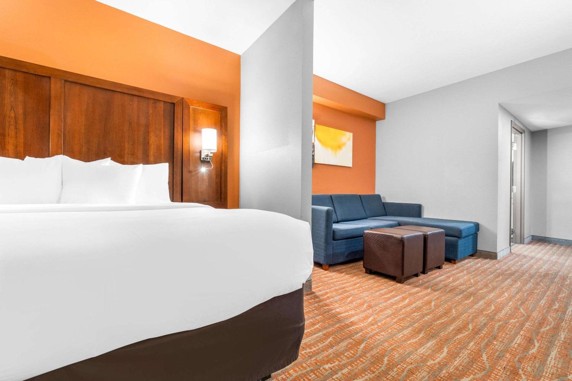 Comfort Suites Jackson I-40 Esterno foto